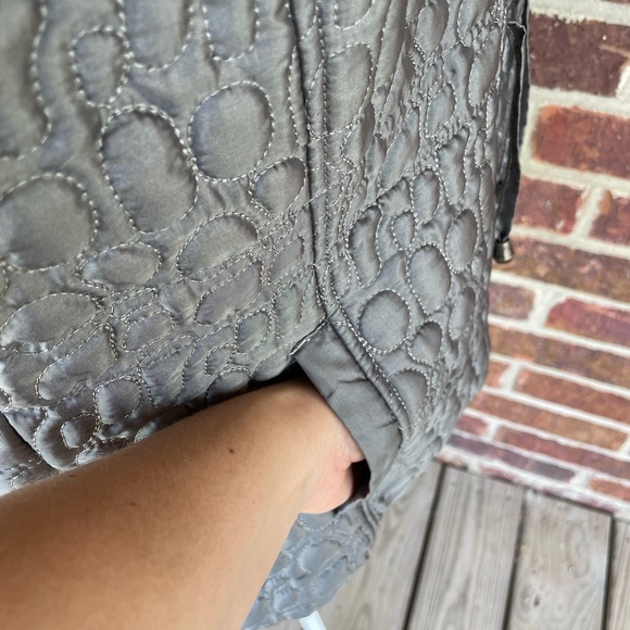 Women’s Gray Mountain Lake Quilted Zip Vest With Faux Fur Collar Size Medium - Picture 6 of 15